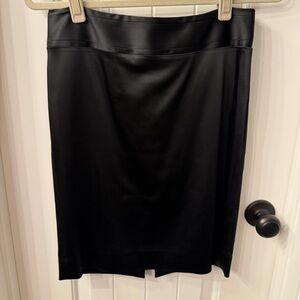 White House Black Market, Classic Satin Pencil Skirt, Size 0